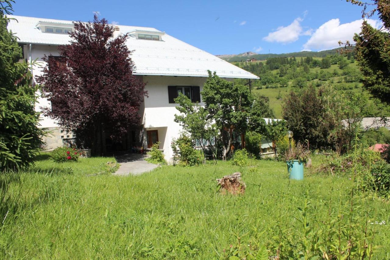 Готель Casa Per Ferie Beatorosaz Чезана-Торинезе Екстер'єр фото
