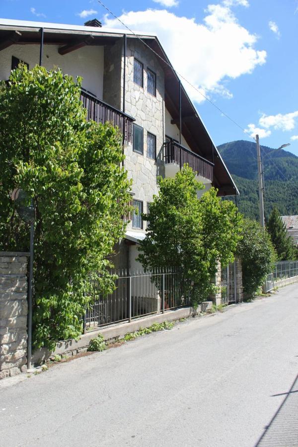 Готель Casa Per Ferie Beatorosaz Чезана-Торинезе Екстер'єр фото