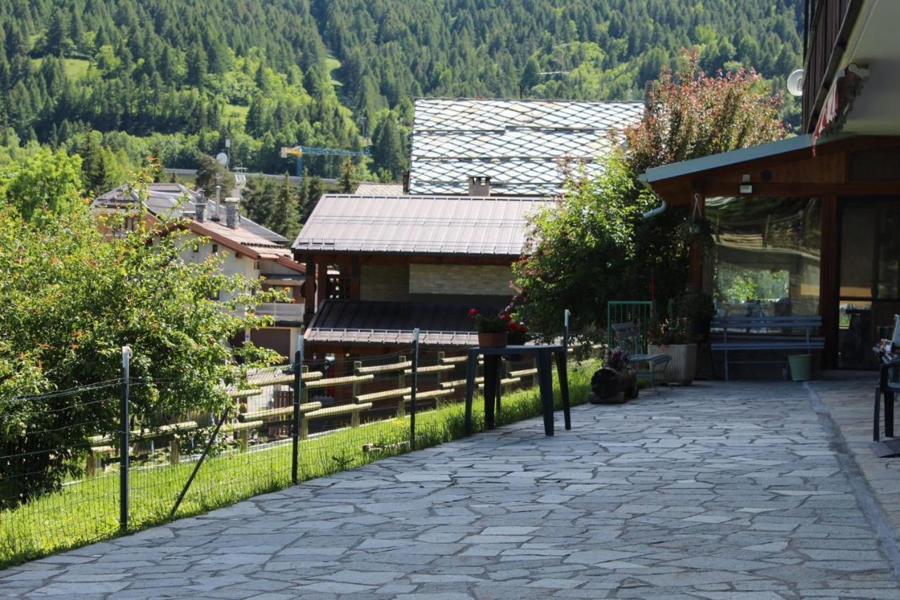 Готель Casa Per Ferie Beatorosaz Чезана-Торинезе Екстер'єр фото
