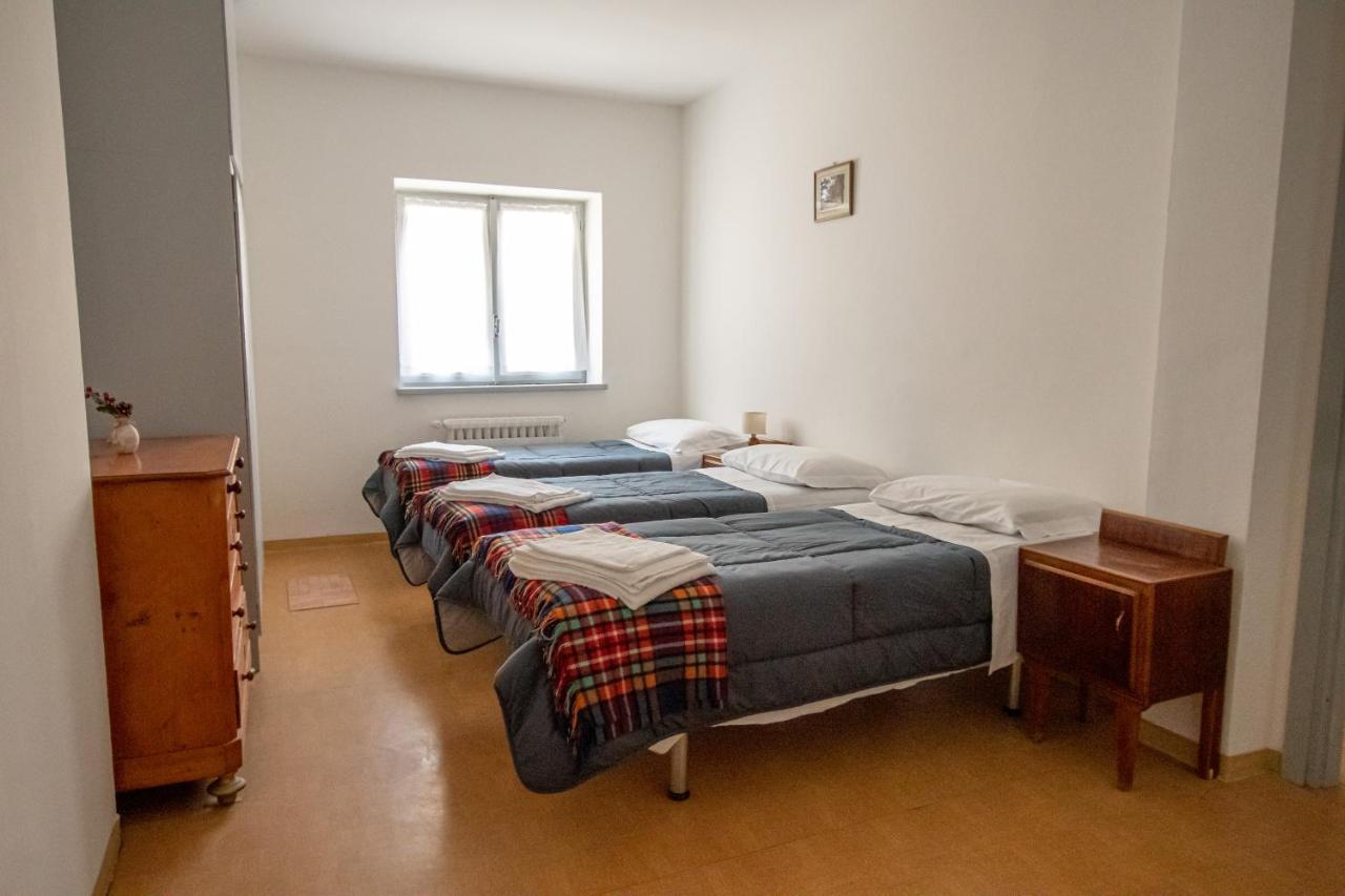 Готель Casa Per Ferie Beatorosaz Чезана-Торинезе Екстер'єр фото